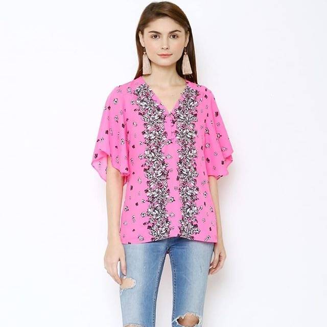 EXPRESS blouse Portoflutter PinkPattern balenciaga metallic baju pink floral batik daerah original
