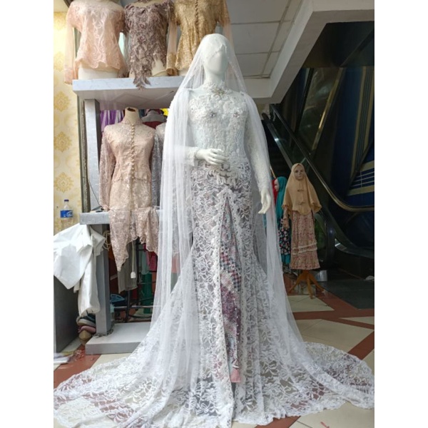 Kebaya Akad Nikah Full Payet Ekor Mewah
