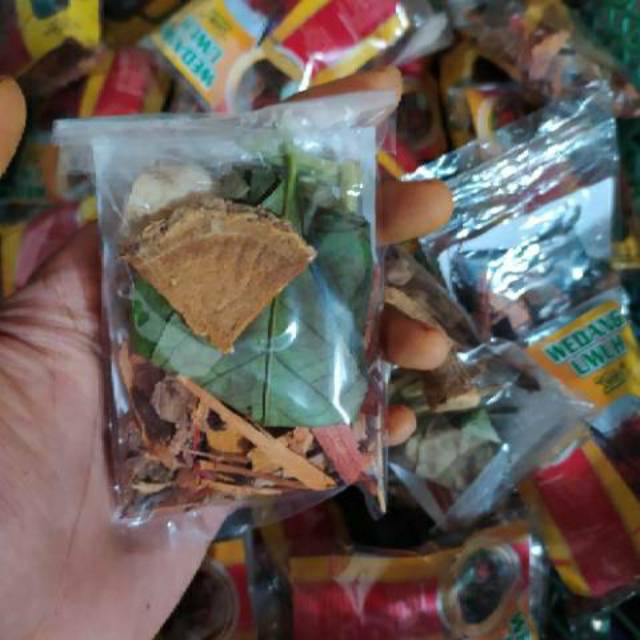 

Wedang uwuh plus jahe dan gula batu TANPA PO open reseller