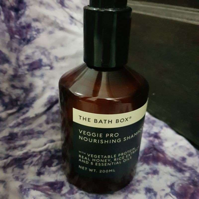 [PRELOVED] THE BATH BOX / TBB VEGGIE PRO NOURISHING SHAMPOO