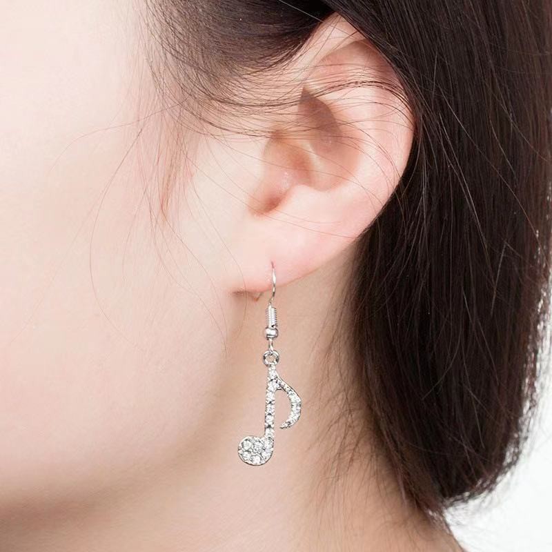 [Bayar Di Tempat] Anting Melodi Silver Untuk Wanita / Aksesoris Fashion Anting Melodi Untuk Wanita