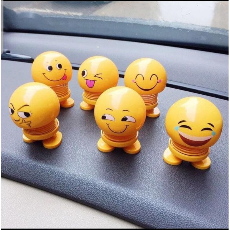 BONEKA PER EMOJI EMOTICON SMILE PAJANGAN DASHBOARD MOBIL