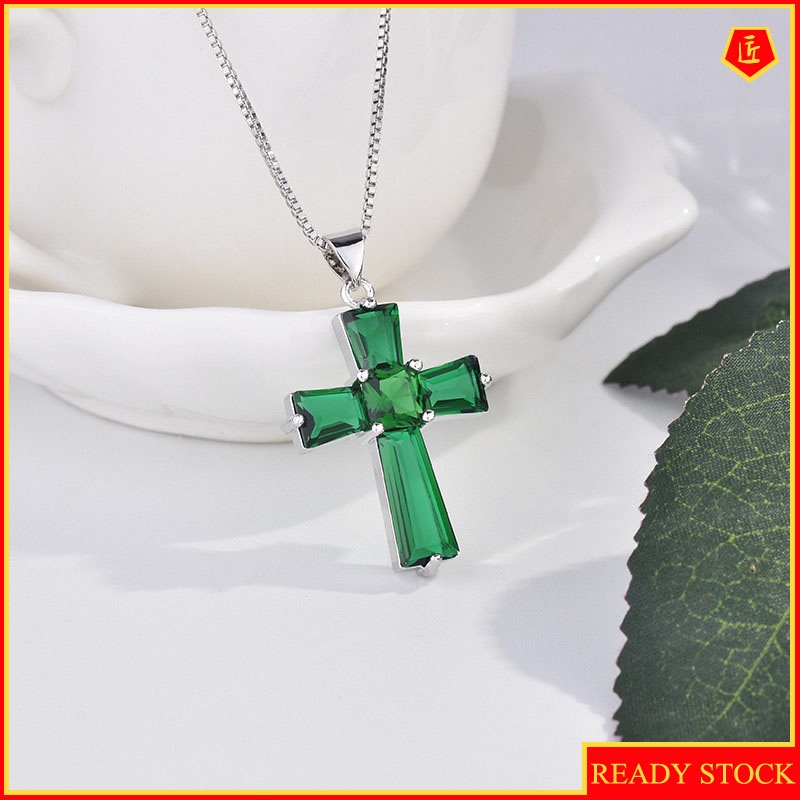 [Ready Stock]Fashion Inlaid Emerald Cross Pendant Necklace