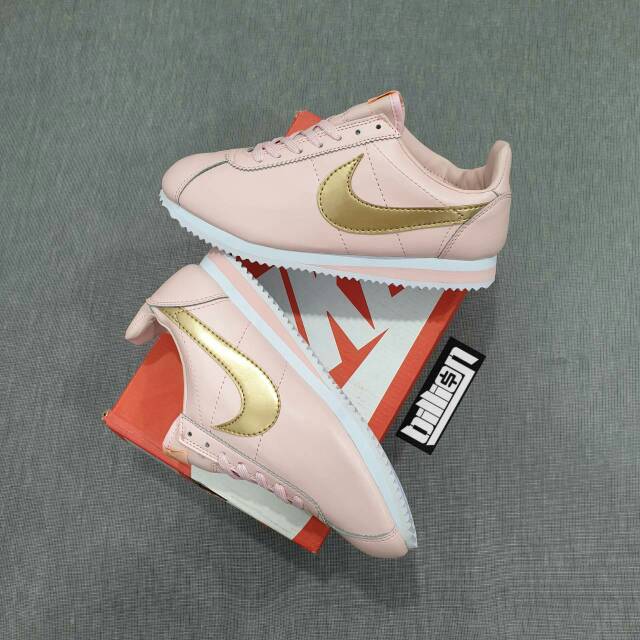 nike cortez leather pink