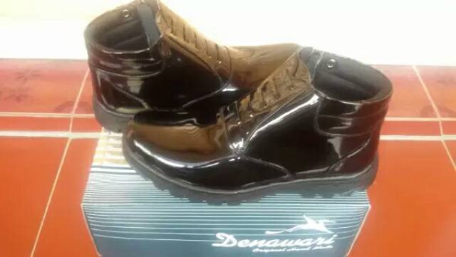 SEPATU PDH LAYAR SOL TEBAL DENAWARI