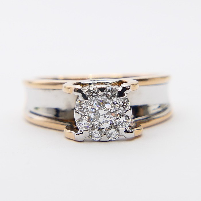 

Ladies Ring Diamond 75% DQ 029