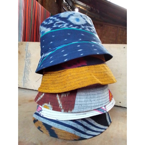 topi tenun