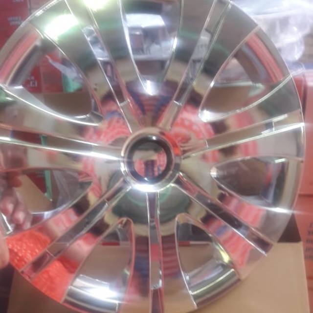 Wheeldop (penutup velg)Ring 13