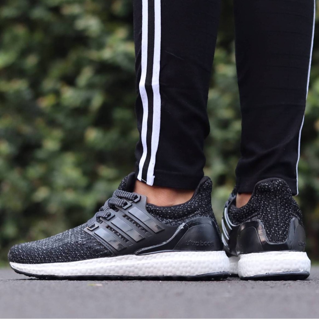TERMURAH Adidas Ultra Boost 4.0 Black White