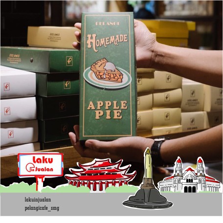 

KULINER SEMARANG PELANGI CAFE KUE APPLE PIE ATAU BANANA CAKE ATAU BROWNIES ATAU PROLL TAPE