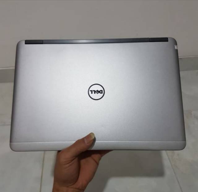 Laptop DELL LATITUDE - LAPTOP CORE i5 GEN 4-RAM 4GB-SSD 128GB-12in-MULUS