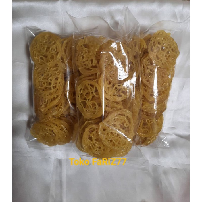 

KERUPUK MIE MENTAH KEMASAN 250 GRAM