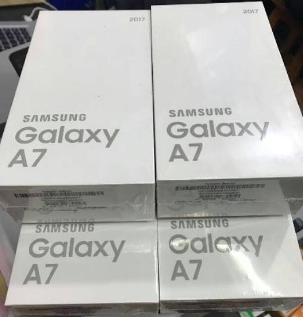 PROMO HANDPHONE SAMSUNG GALAXY A7 2017 4G LTE RAM 3GB ROM 32GB GARANSI RESMI 1TAHUN. MURAH...