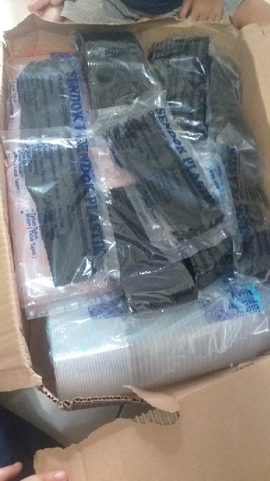 Sendok Makan Hitam 25 Pcs Per Pack Plastik Panjang Murah Trifinity