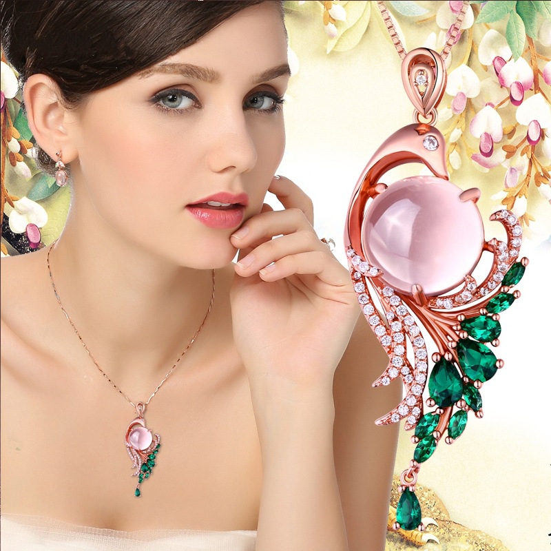 [Ready Stock]Fashion Inlaid Ross Quartz Necklace Pink Crystal Peacock Pendant