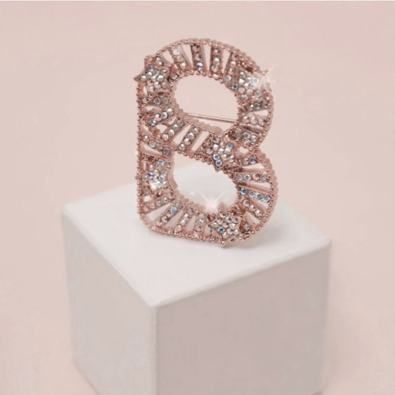 Preloved signature Star Flapper brooch / bross buttonscarves original