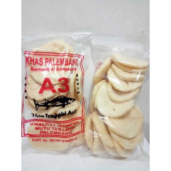 

KERUPUK KEMPLANG BESAR SUPER IKAN TENGGIRI - 250 gr