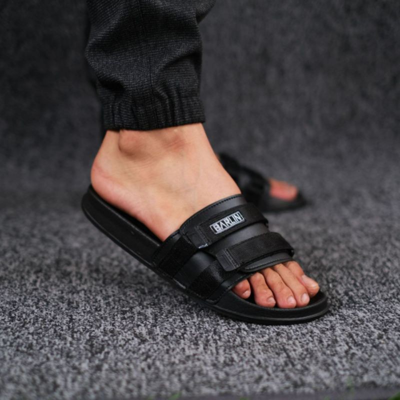 Estunice Sandal Slop Pria Slip On 001  Hitam