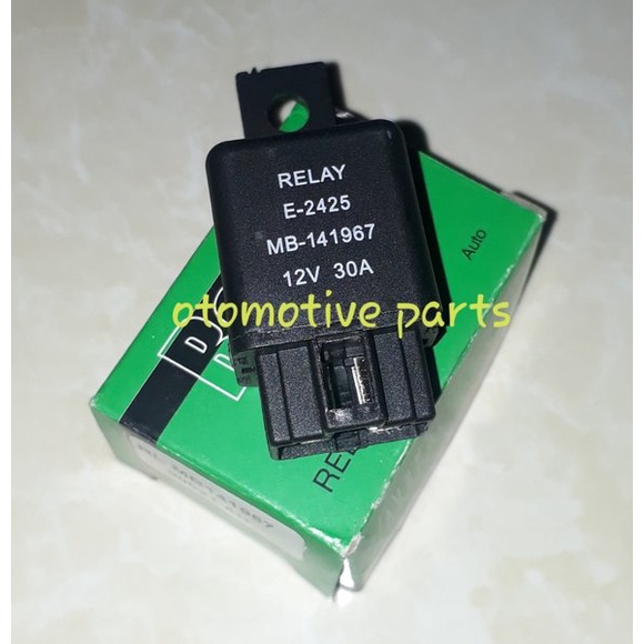 Relay lampu Relay omron 12V kaki 4 Mitsubishi L300