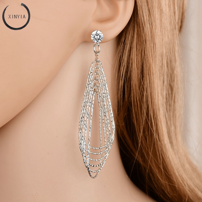 Multi-layer Logam Water Drop Earrings Retro Anting-anting Panjang Wanita Yang Berlebihan