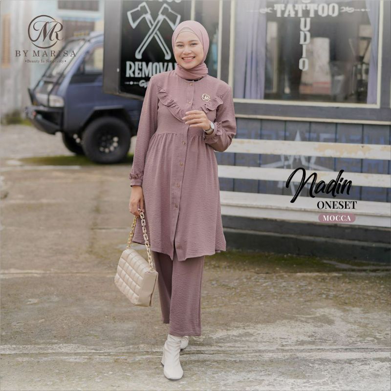READY SIAP KIRIM NADIN ONESET SIZE M DAN L MR BY MARISA ONE SET ATASAN DAN CELANA AIRFLOW CRINKLE