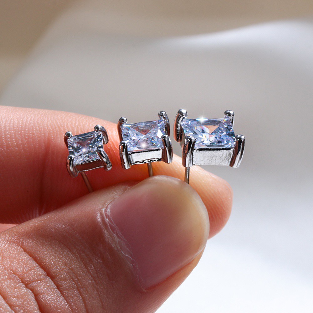 Anting Stud Zircon Berlian Putih Bentuk Nanas Untuk Pria Dan Wanita