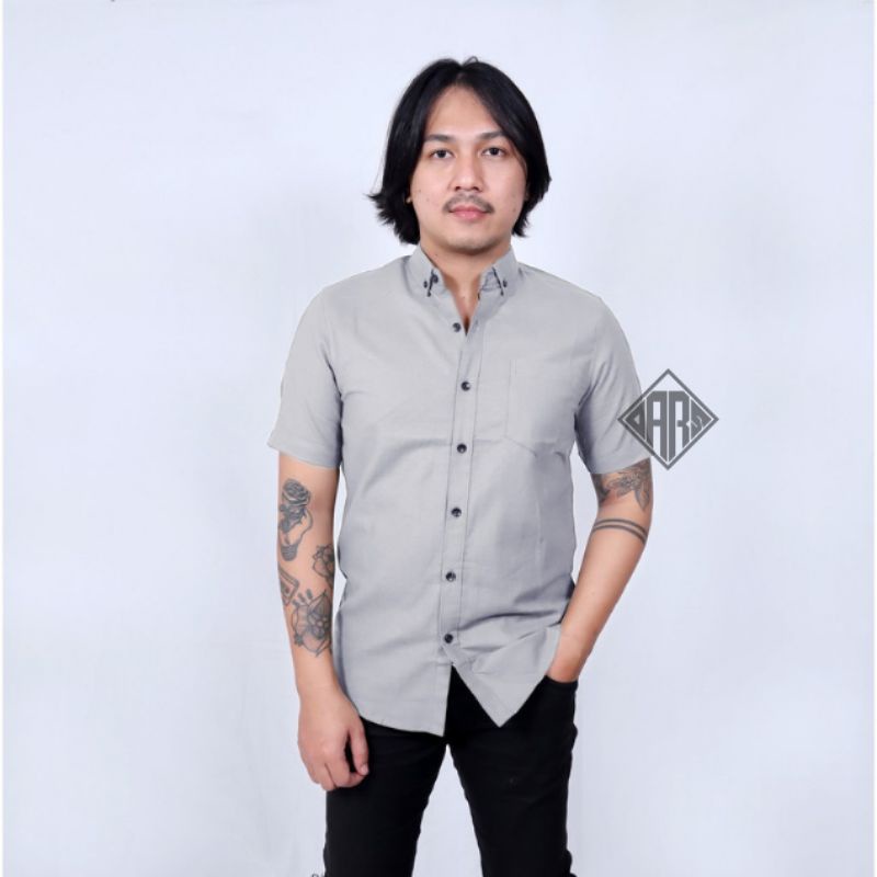 Kemeja Pria Polos Lengan panjang dan lengan pendek Warna Abu Abu Muda Softgrey grey jumbo - kemeja warna abu muda gre grey softgrey hem polos abu