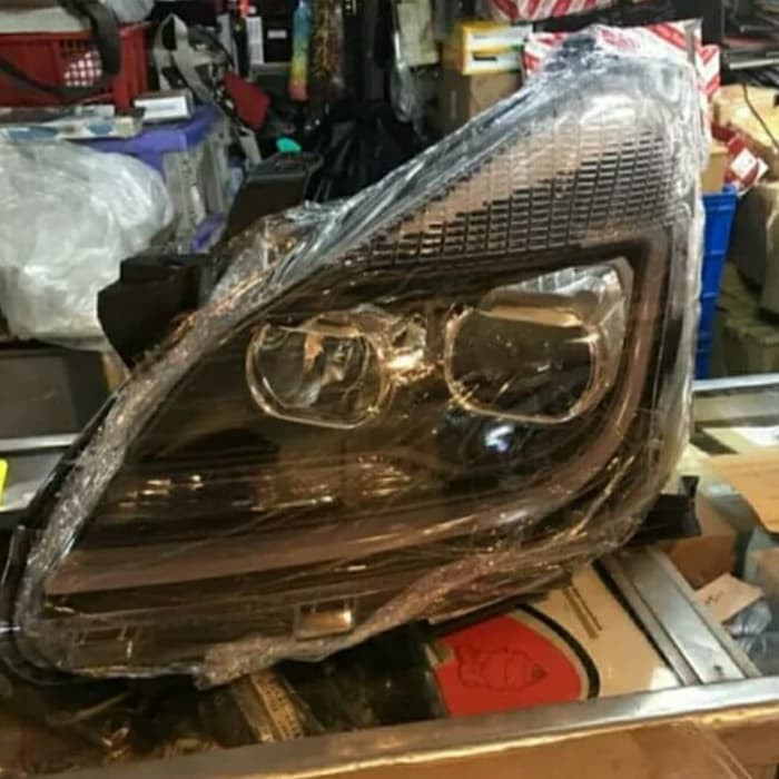 YZ Headlamp Lampu Depan Mobil Avanza 2012 2013 2014 2015