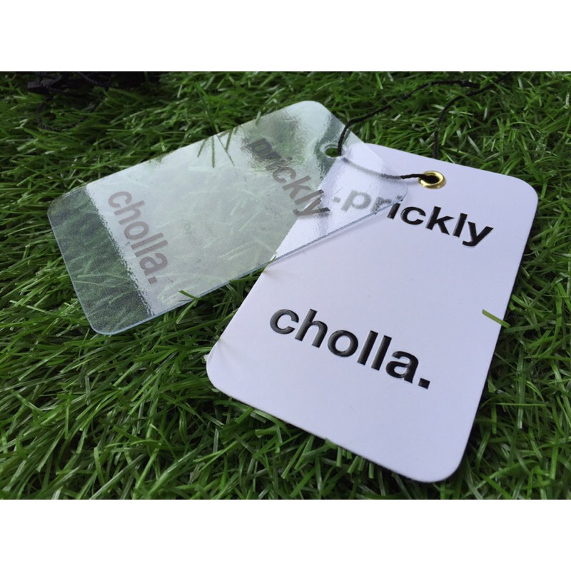 

hangtag Premium logo timbul emboss & transparan 1 set