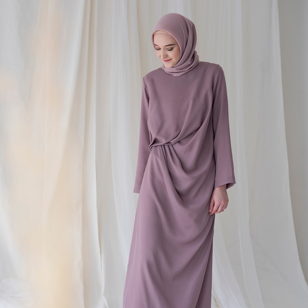 Sasmaya by Aska Label - Gamis drape details bisa untuk kondangan dan bridesmaid warna Lilac, Burgundy, Taupe, Offwhite