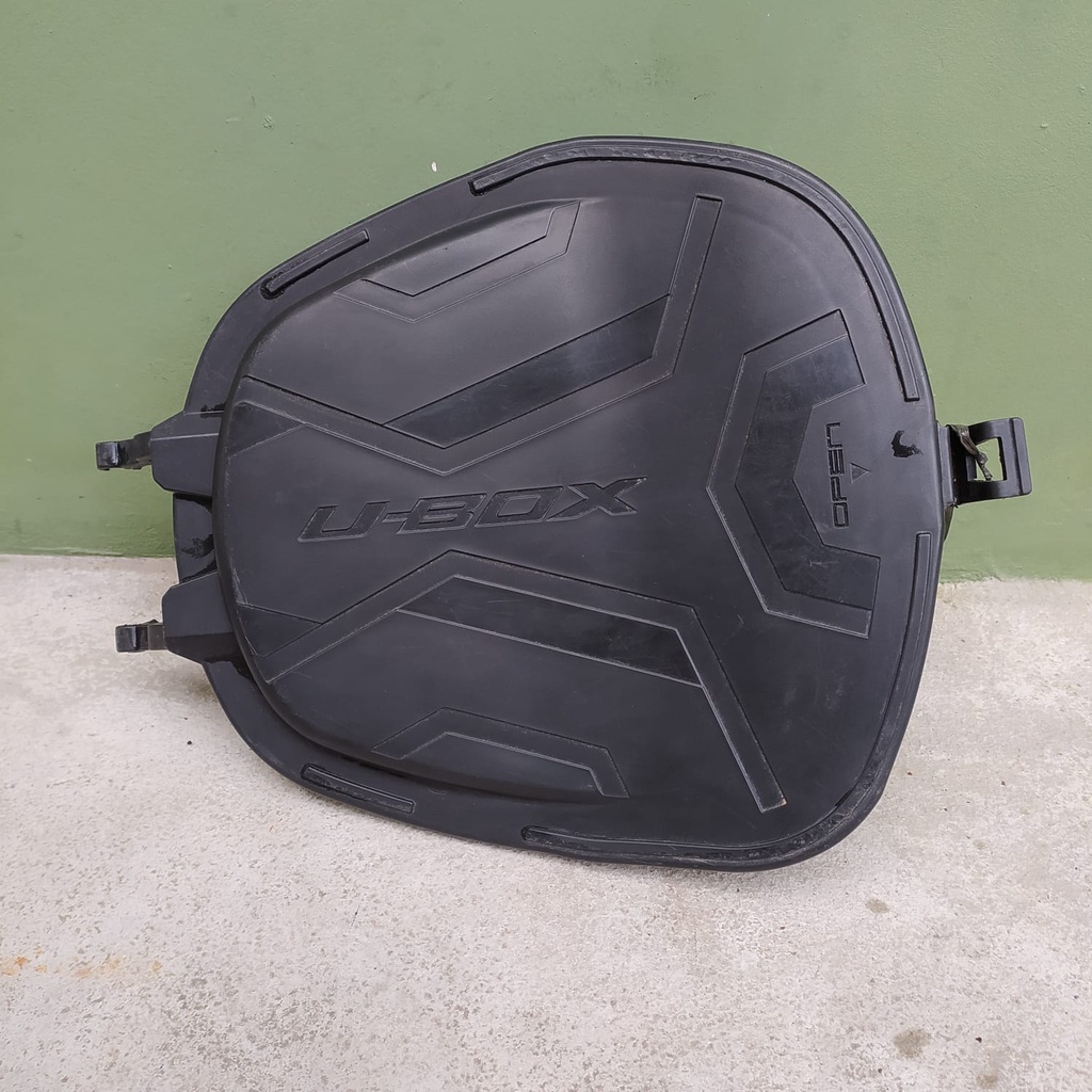 Toolbox tutup bagasi Honda Vario Techno 110 original copotan motor murah ori