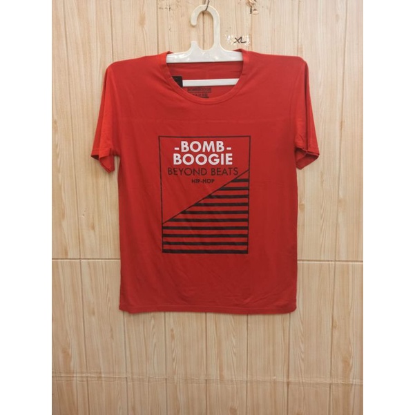 KAOS DISTRO MERAH UNISEX