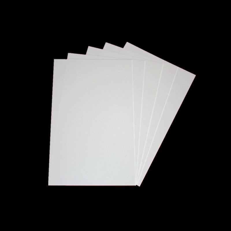 LEMBAR PVC BAHAN ID CARD A4 BAGIAN TENGAH