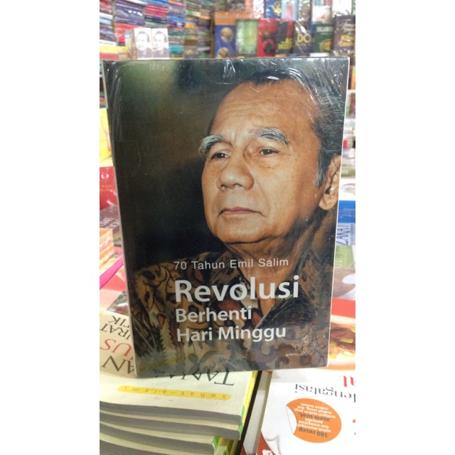 70 tahun EMIL SALIM ,revolusi berhenti hari minggu