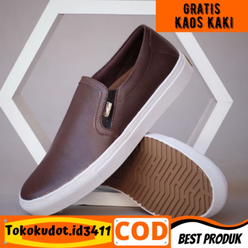 Sepatu Slip On Pria Cevany Kulit Asli