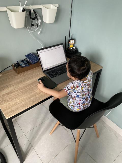 Meja Kantor Multifungsi Murah