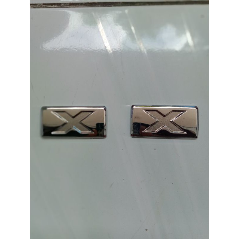 emblem tulisan tipe X daihatsu xenia sigra ayla luxio