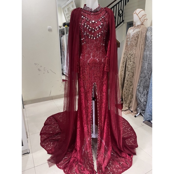 Gaun pengantin Merah