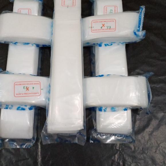 

Plastik PE uk 4 x 23 ( isi 5 bks.) plastik es Bambo, plastik sambel