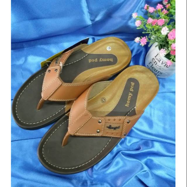 Sandal Homyped Borneo 01