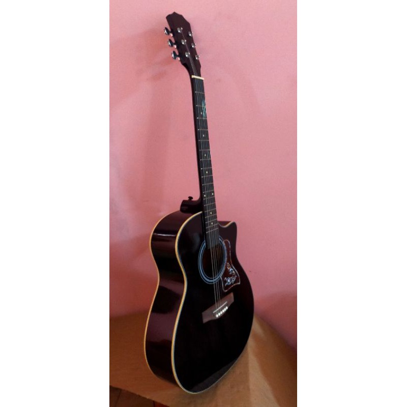 Gitar Akustik jumbo murah gagang utuh rangka silang