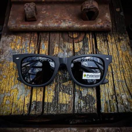 IRS Kaca Mata Keren Kacamata Hitam Pria Kaca mata Fashion Pria Dan Wanita KODE192