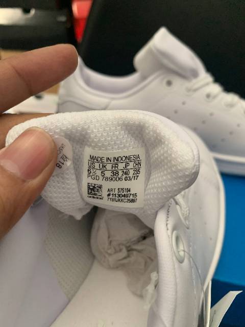 stan smith triple white leather