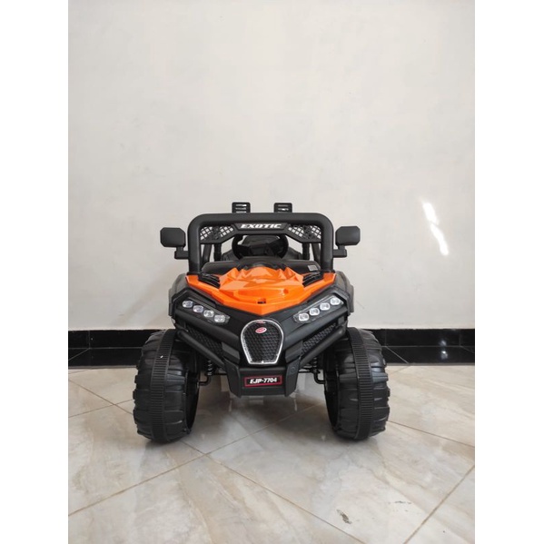 Mobil Aki Jeep Utv 7704