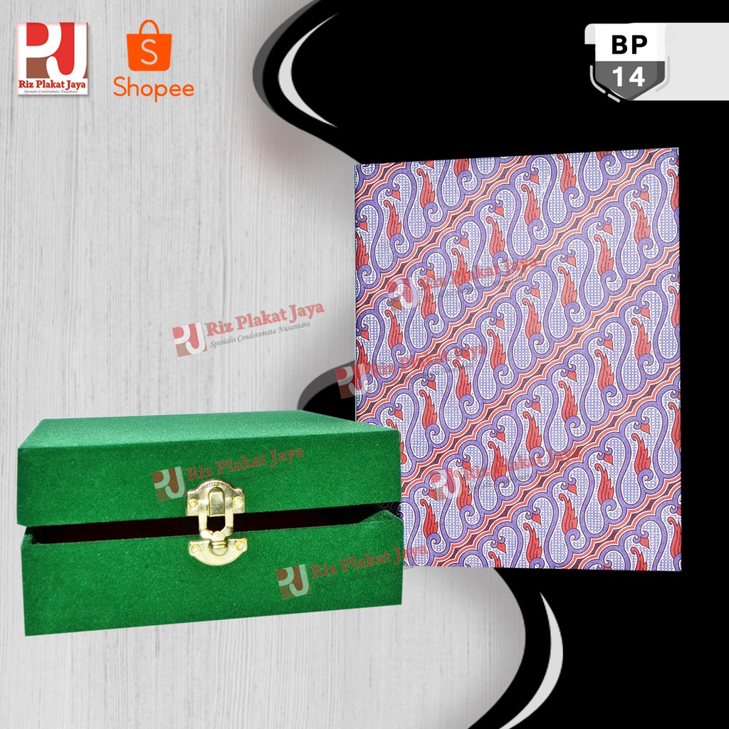 

Jual Box Plakat Akrilik Bludru Murah Malang