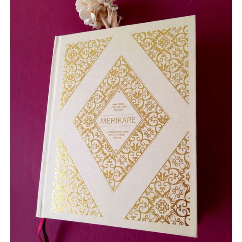 

Buku Tulis Catatan / Notebook HARD COVER Hotprint - MERIKARE (GOLD)
