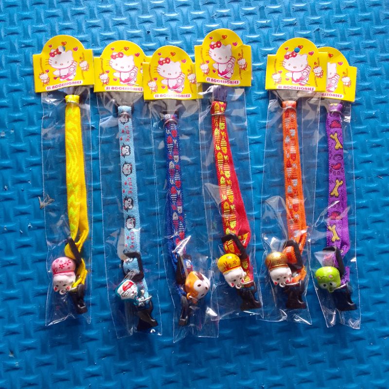 kalung kucing lonceng karakter