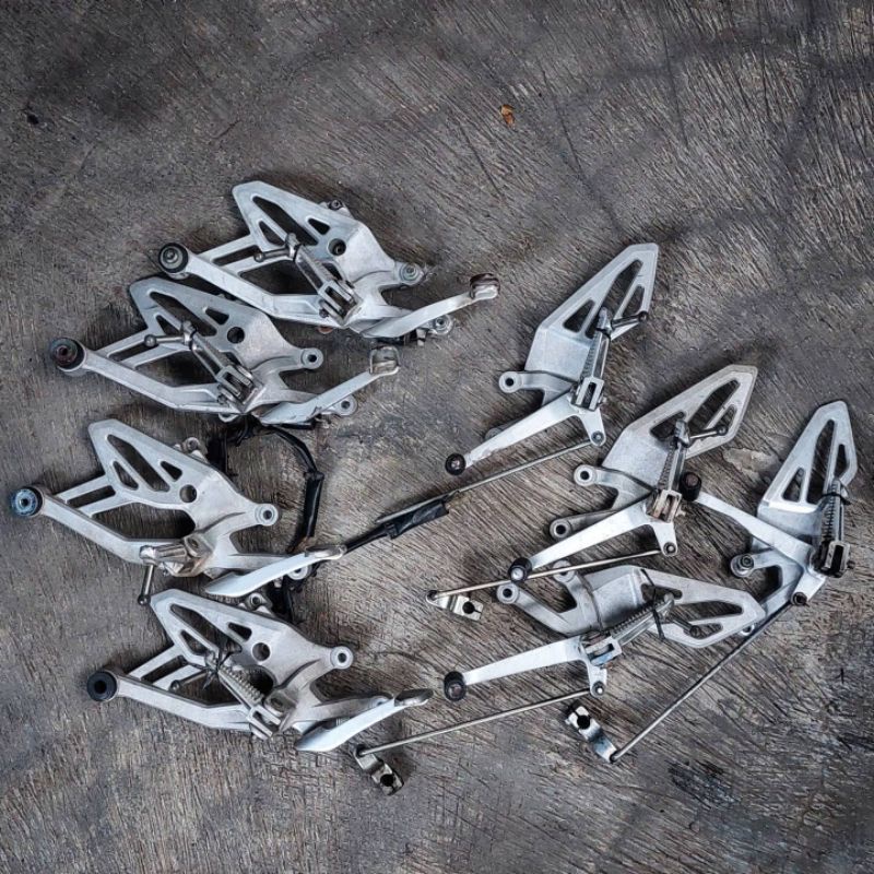 footstep depan r15v3 second