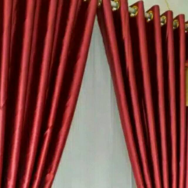 GORDEN MINIMALIS BLACLOUT EMBOS BUNGA MERAH