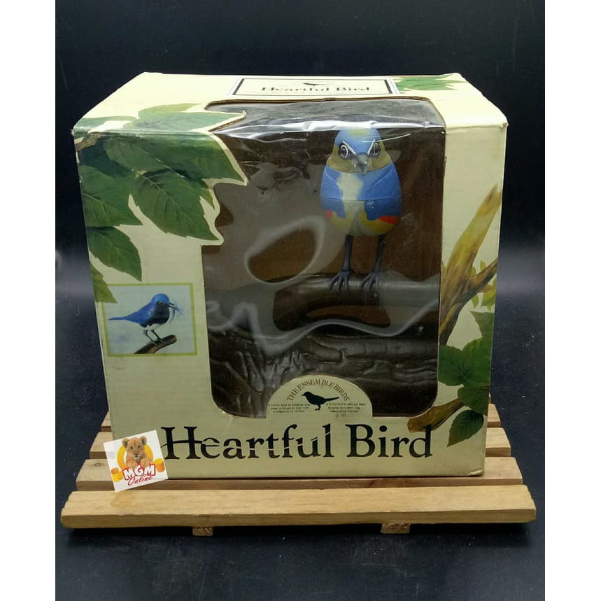 Pajangan Burung di atas Ranting Pohon - Heartful Bird